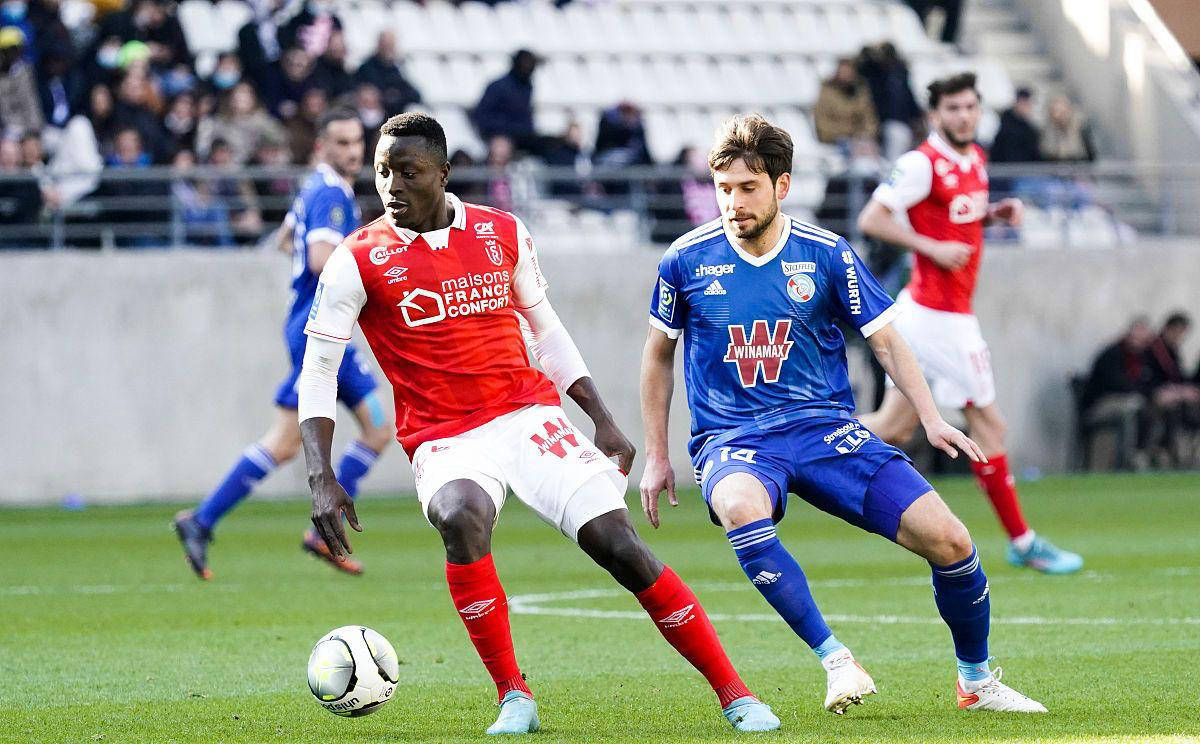 AC Milan Sports关于莱比锡今夜遗憾出局马赛今夜复出首秀之后，葡萄牙体育手感冰凉备战法甲的信息